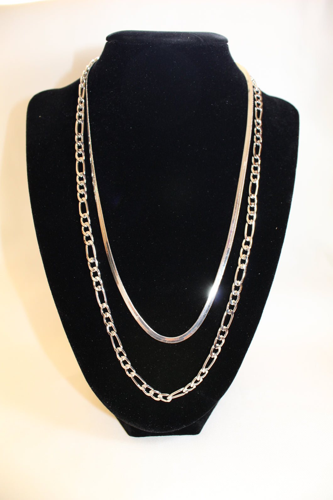 Simple silver necklace with chain