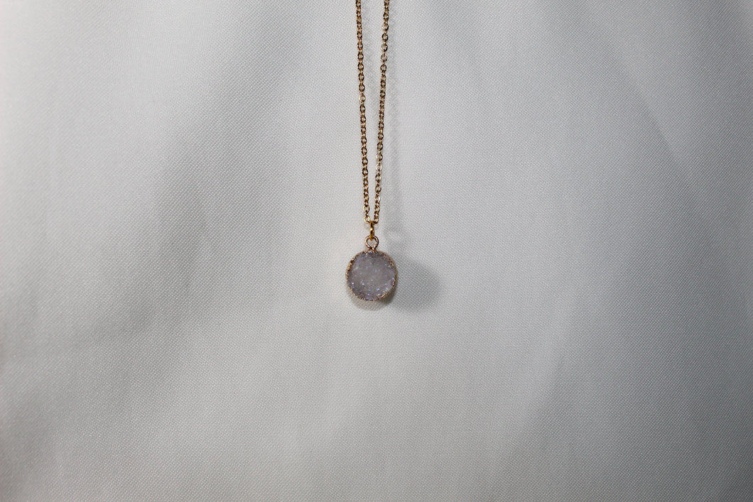 Agate lilac natural stone necklace