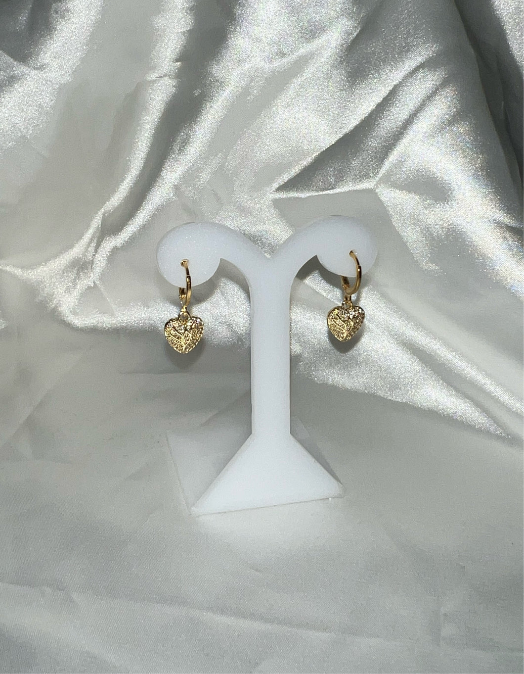 Heart earrings with tree of life