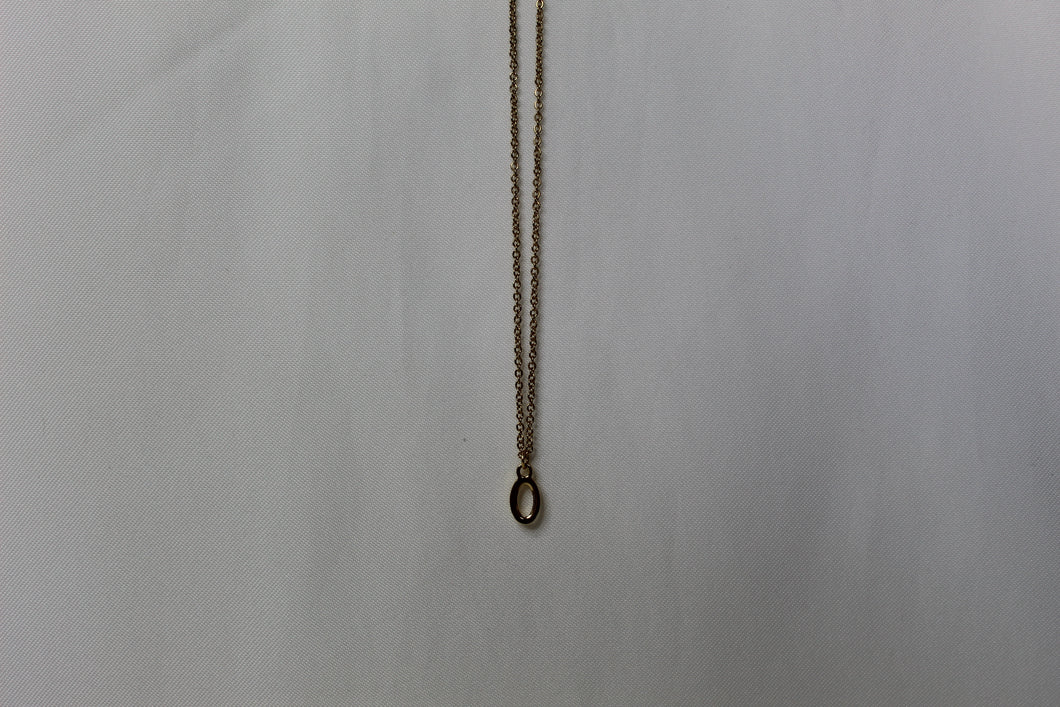 Golden oval necklace